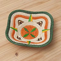 Chambira tree fiber decorative basket,