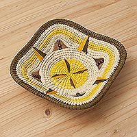 Chambira tree fiber decorative basket,