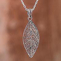 Sterling silver filigree pendant necklace,
