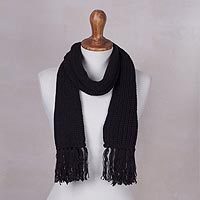 Rib knit scarf,
