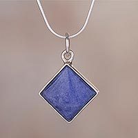 Sodalite pendant necklace,
