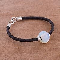 Glass pendant bracelet,