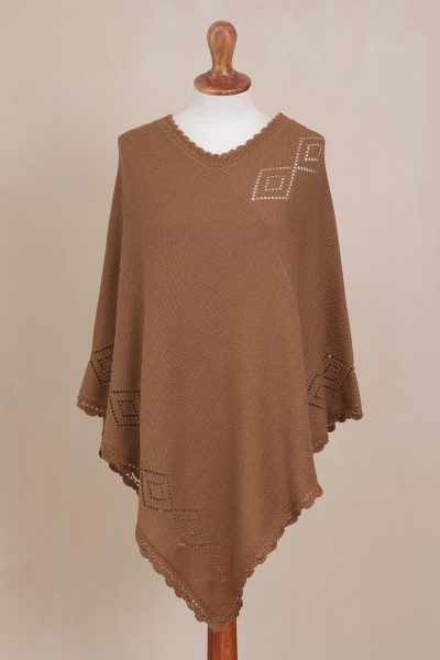 Alpaca blend poncho, Diamond Dunes