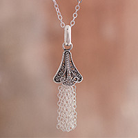 Sterling silver filigree pendant necklace,