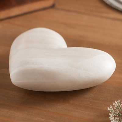 Huamanga stone sculpture, The Shape of Love