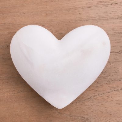 Huamanga stone figurine, Heart in the Clouds