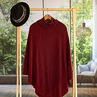 Alpaca blend hooded poncho, Adventurous Style in Crimson