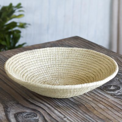 Natural fiber decorative basket, Tahuayo