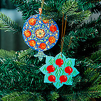 Lacquered wood ornaments, 'Star and Pomegranate' (pair) - Pair of Lacquered Wood Star and Pomegranate Ornaments