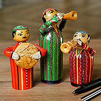 Wood figurines, 'Gallant Ensemble' (set of 3) - Set of Three Hand-Painted Wood Musician Figurines