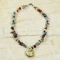 Agate pendant necklace,