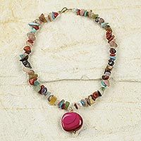 Agate beaded necklace,