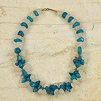 Agate beaded necklace,