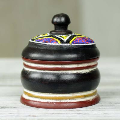Wood box, 'Ancestral Akan' - Artisan Crafted Beaded Decorative Wood Box African Art