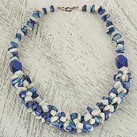 Agate beaded necklace,