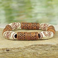 Beaded stretch bracelet,