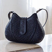 Leather shoulder bag Hip Chic in Black Mexico