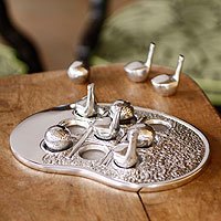 Aluminum tic-tac-toe set,