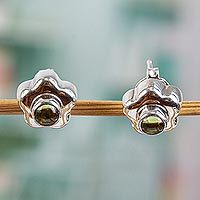 Peridot flower earrings,