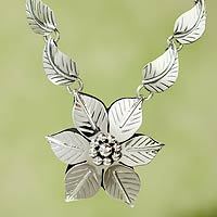 Sterling silver flower necklace,