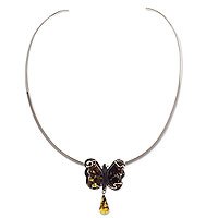 Amber choker,