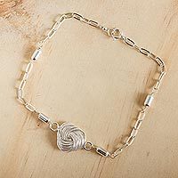 Sterling silver pendant bracelet,