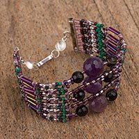 Amethyst and agate beaded bracelet,