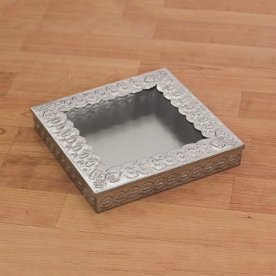 Tin and glass decorative box, Ovals and Flowers