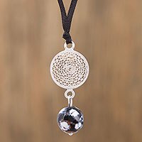 Agate filigree pendant necklace,