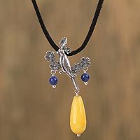 Agate and lapis lazuli pendant necklace,