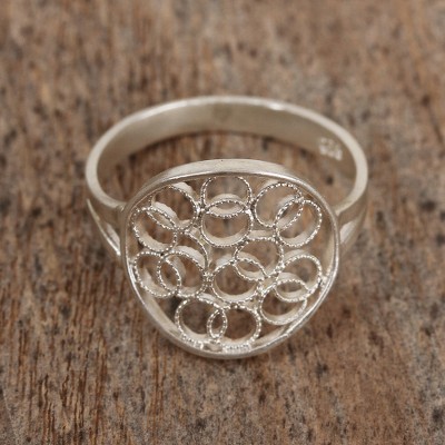 Sterling Silver Filigree Overlapping Circles Cocktail Ring