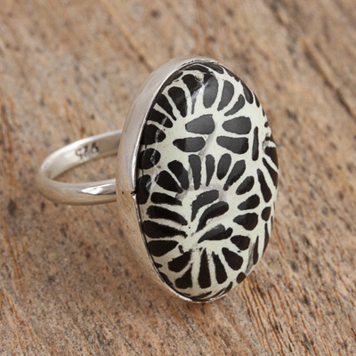 Talavera-Style Black and White Oval Ceramic Wrap Ring