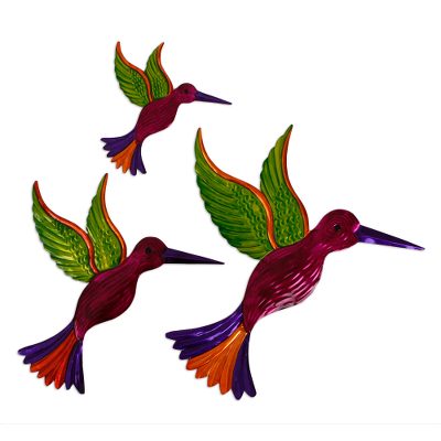 Tin wall art, 'Hummingbird Family in Fuchsia' (set of 3) - Tin Hummingbird Wall Art in Fuchsia from Mexico (Set of 3)
