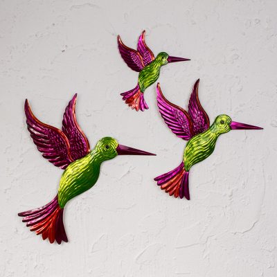 Tin wall art, Hummingbird Family in Green (set of 3)