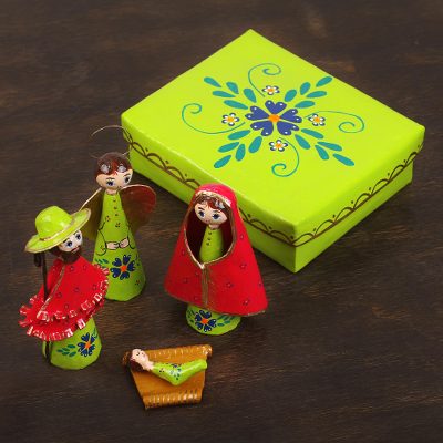 Papier mache nativity scene, Cheerful Scene in Chartreuse