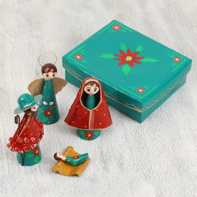 Papier mache nativity scene, Cheerful Scene in Emerald