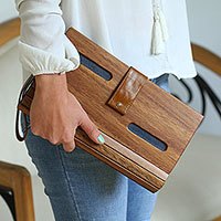 Wood clutch,