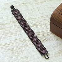 Glass beaded wristband bracelet,