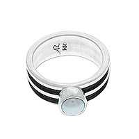 Cultured pearl single stone ring, 'Pearly Essence' - Polished Silver Single Stone Ring with Cultured Pearl