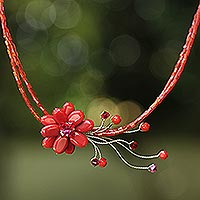 Beaded necklace Red Floral Chic Thailand