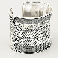 Sterling silver cuff bracelet Distinction Thailand