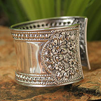 Sterling silver cuff bracelet Jasmine Lake Thailand