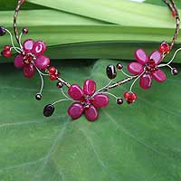 Beaded choker Strawberry Triplets Thailand