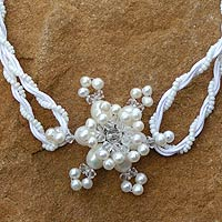 Pearl flower necklace Starburst Thailand
