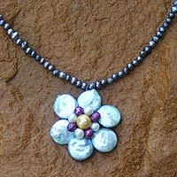 Pearl flower necklace Winter Blossom Thailand