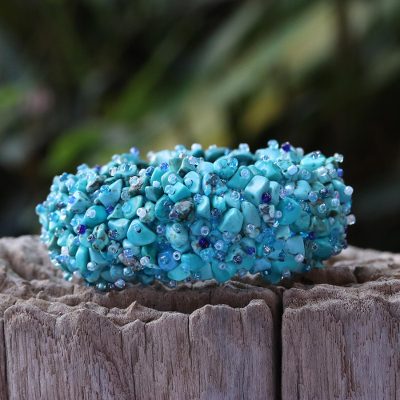 Beaded stretch bracelet, 'Beauty in Blue' - Turquoise Stretch Bracelet