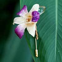 Natural orchid gold plated stickpin,