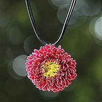 Natural flower necklace,