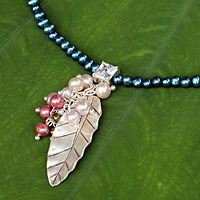 Pearl choker, 'Perfect Leaf' - Pearl and Silver Pendant Necklace