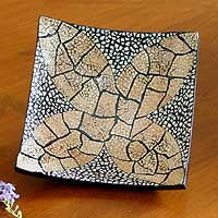 Eggshell mosaic centerpiece Beige Ixora Flower Thailand
